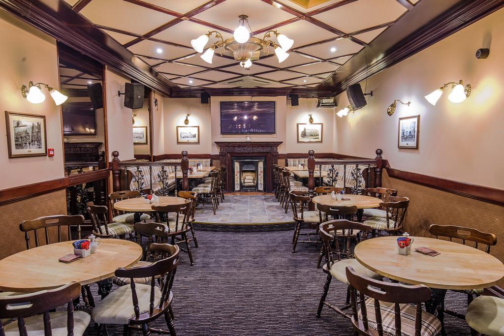 Globe Inn Тамуорт Экстерьер фото