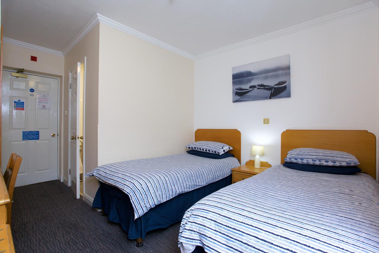 Globe Inn Тамуорт Экстерьер фото